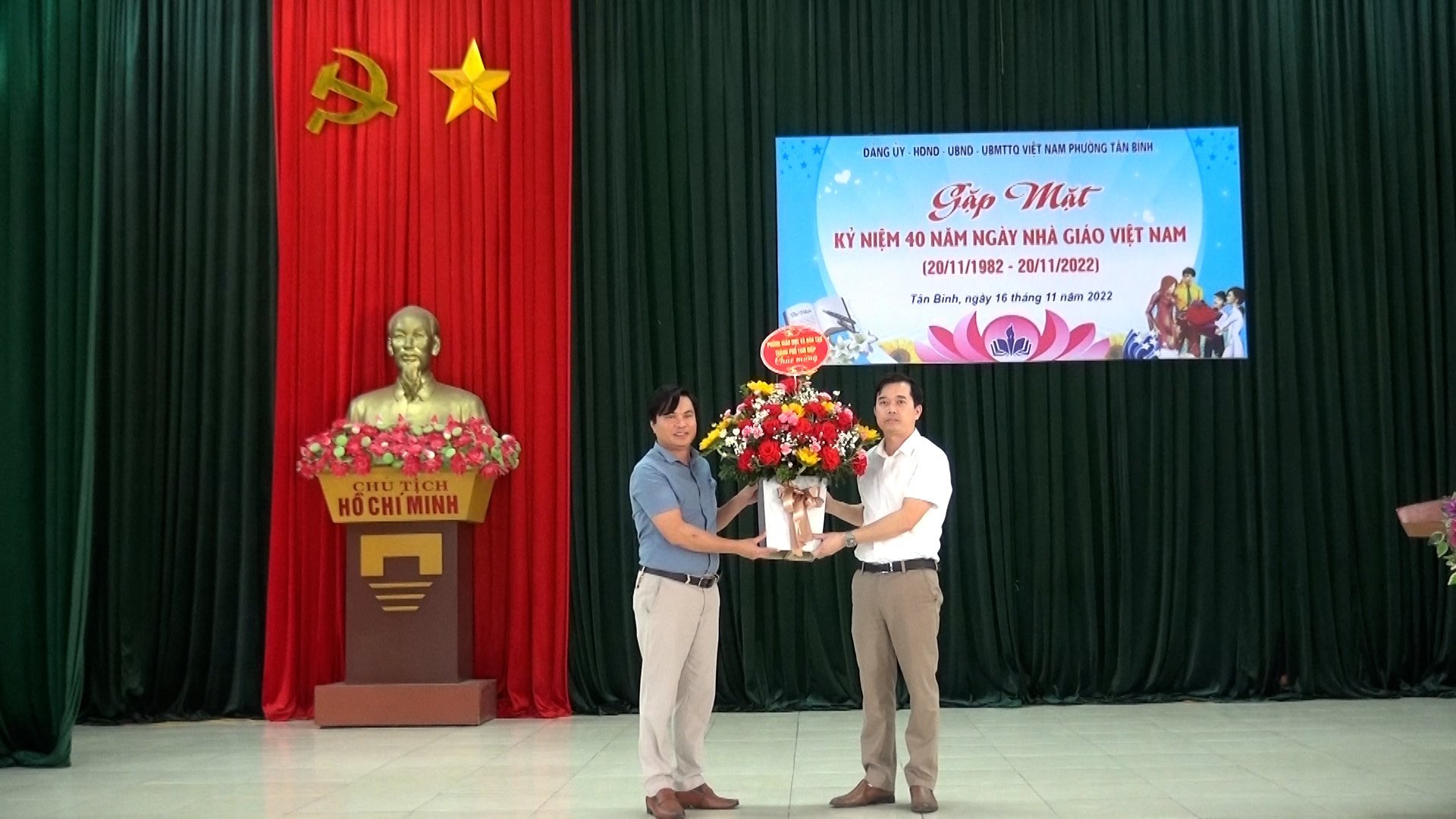 Tân Bình gặp mặt nhân kỉ niệm 40 năm ngày Nhà giáo Việt Nam 20/11/1982 - 20/11/2022