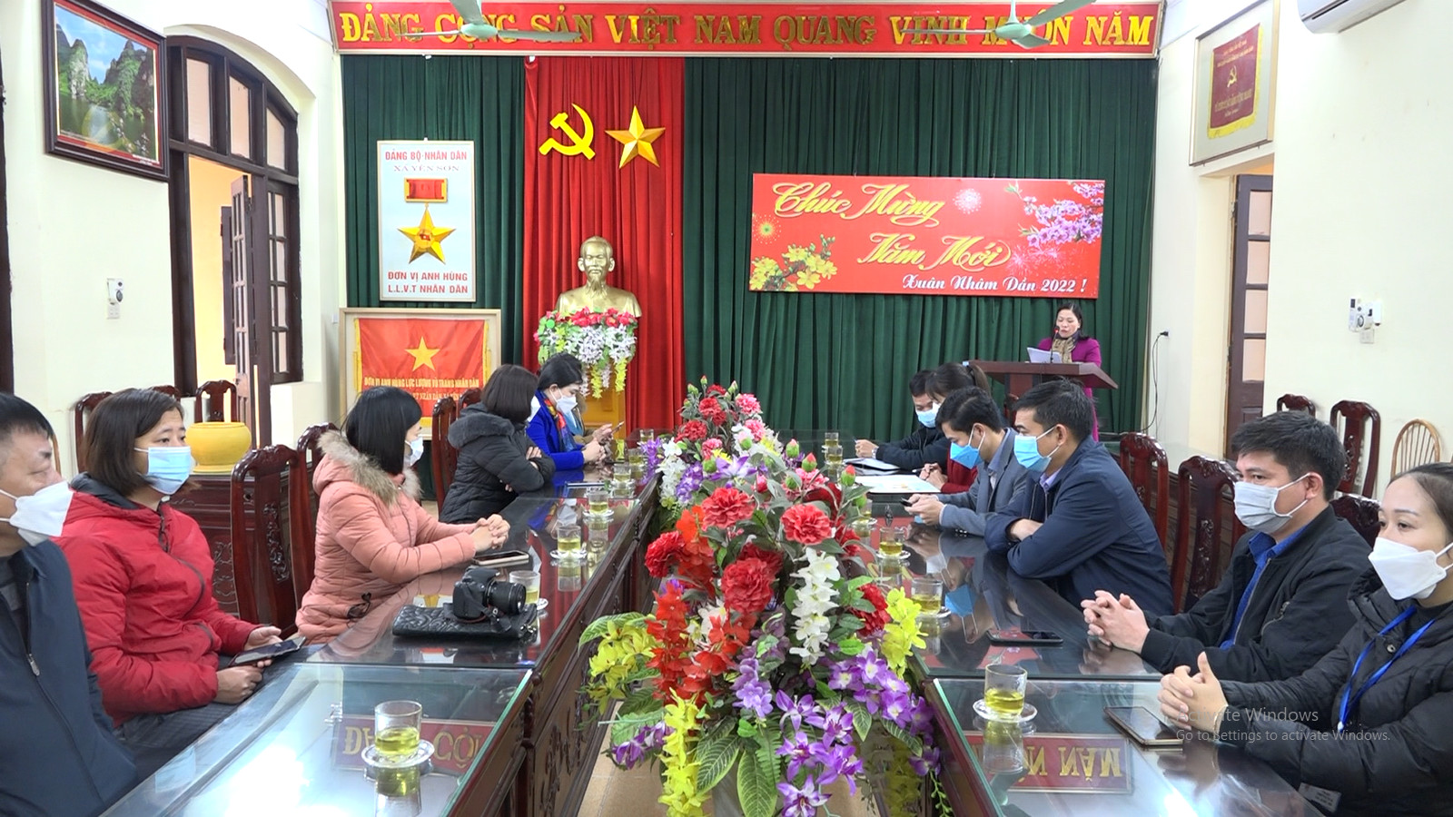 Hội LHPN thành phố tổ chức ra quân trồng cây xây dựng mô hình “Đường cây phụ nữ” tại xã Yên Sơn
