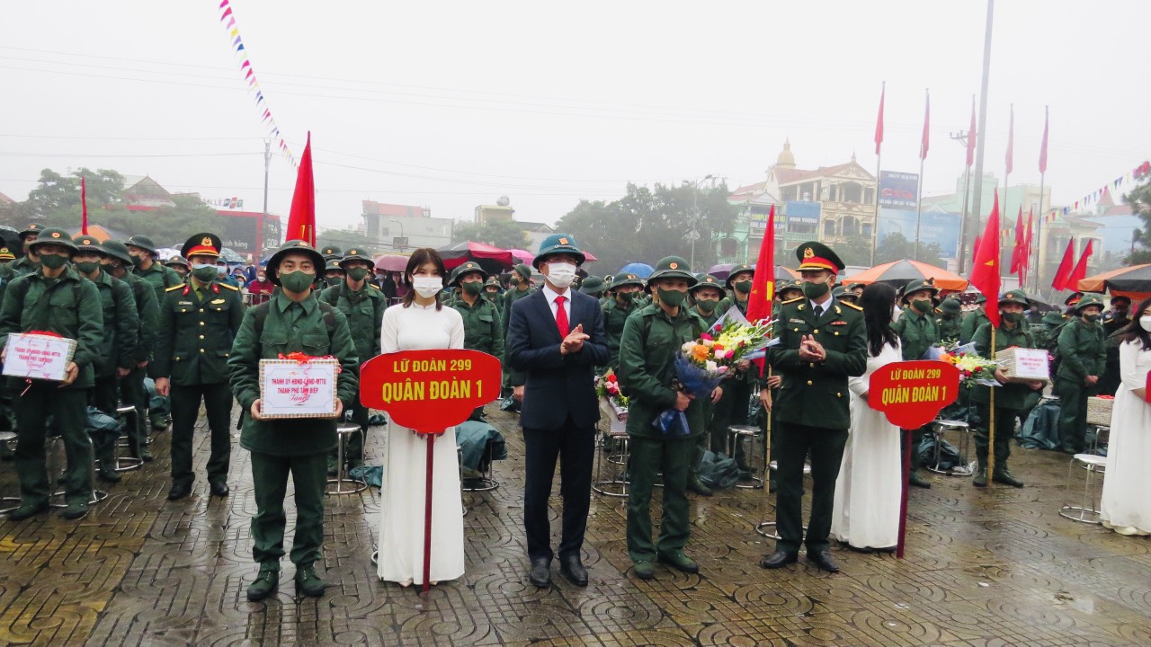 Thành phố Tam Điệp tổ chức Lễ giao nhận quân năm 2022