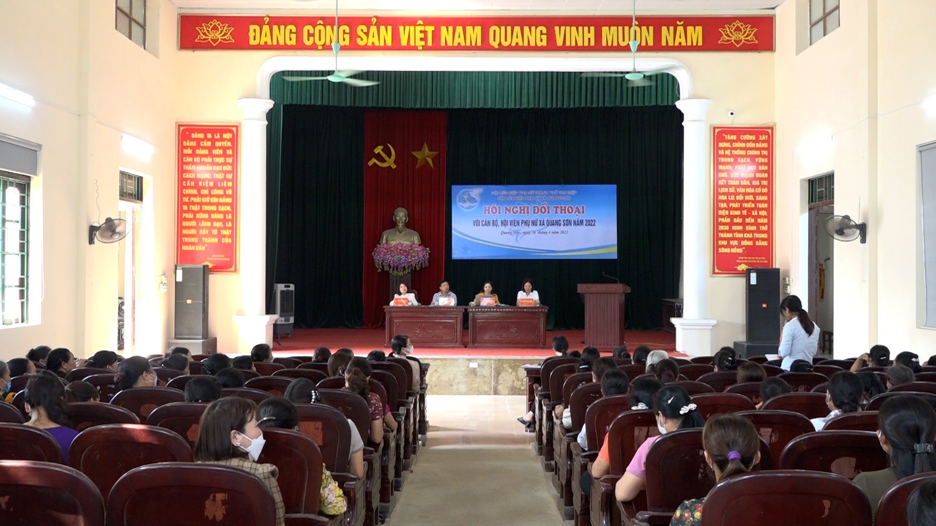 Hội LHPN xã Quang Sơn tổ chức Hội nghị đối thoại với cán bộ, hội viên phụ nữ