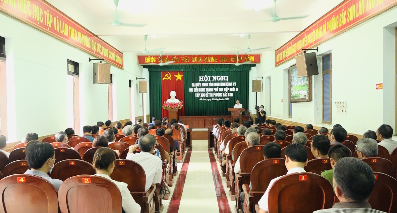 Hội nghị tiếp xúc cử tri giữa đại biểu HĐND tỉnh khóa XV và Tổ đại biểu HĐND thành phố khóa IX với cử tri phường Bắc Sơn