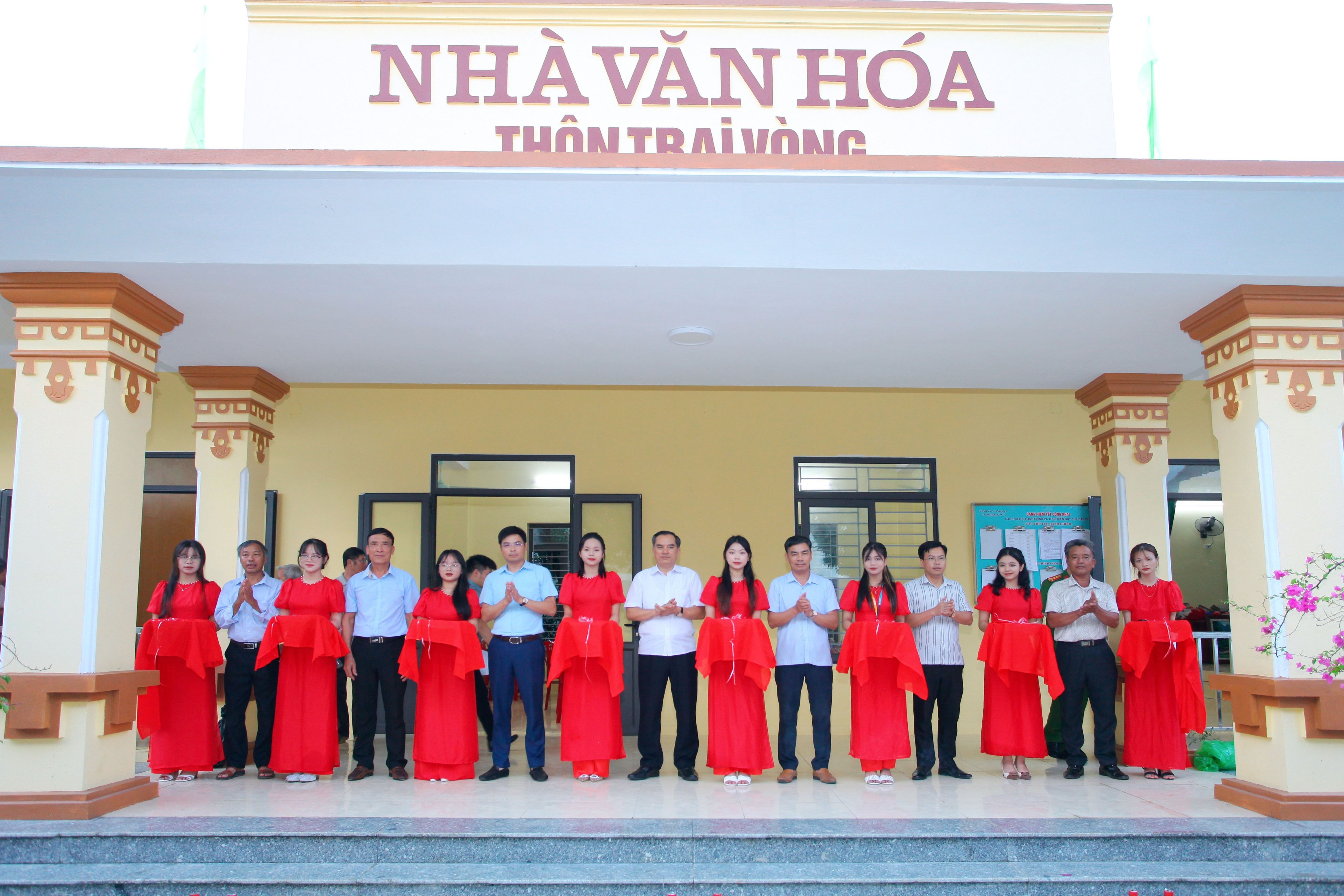 Xã Quang Sơn tổ chức Khánh thành và bàn giao Nhà Văn hóa thôn Trại Vòng
