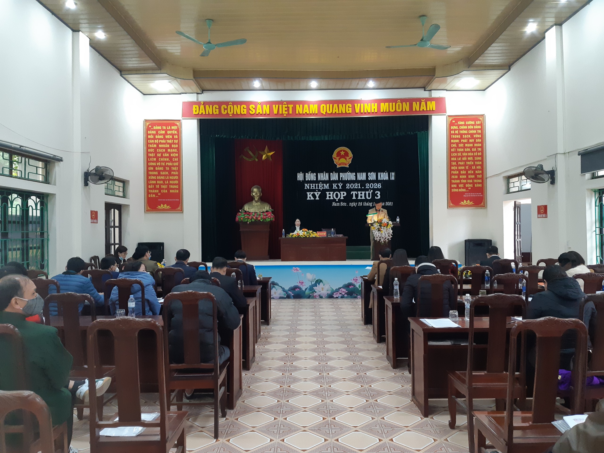 Kỳ họp thứ 3, HĐND phường Nam Sơn khóa IX, nhiệm kỳ 2021-2026