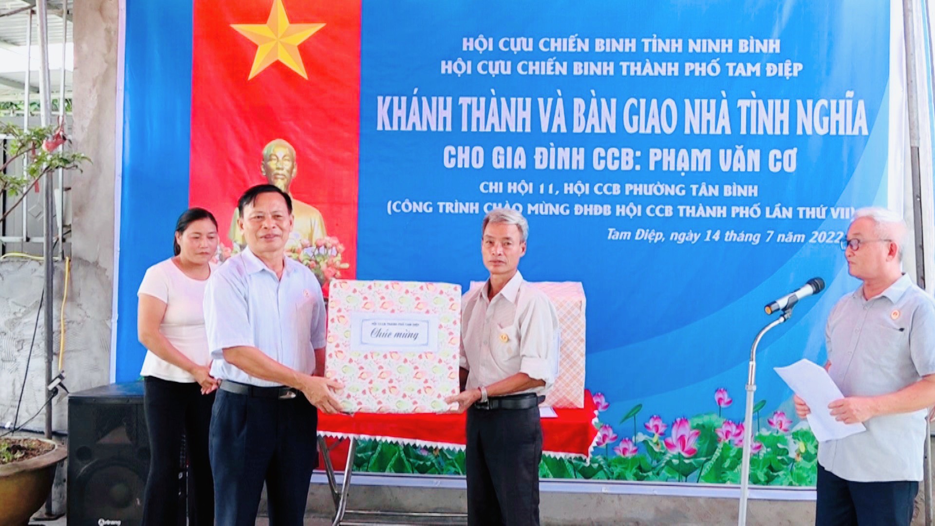 Hội Cựu chiến binh thành phố Tam Điệp tổ chức Lễ bàn giao nhà tình nghĩa cho gia đình hội viên CCB Phạm Văn Cơ